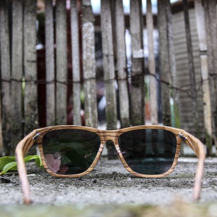 Stone and Wood Wayfarer Sunglasses Original, Blue Mirrored